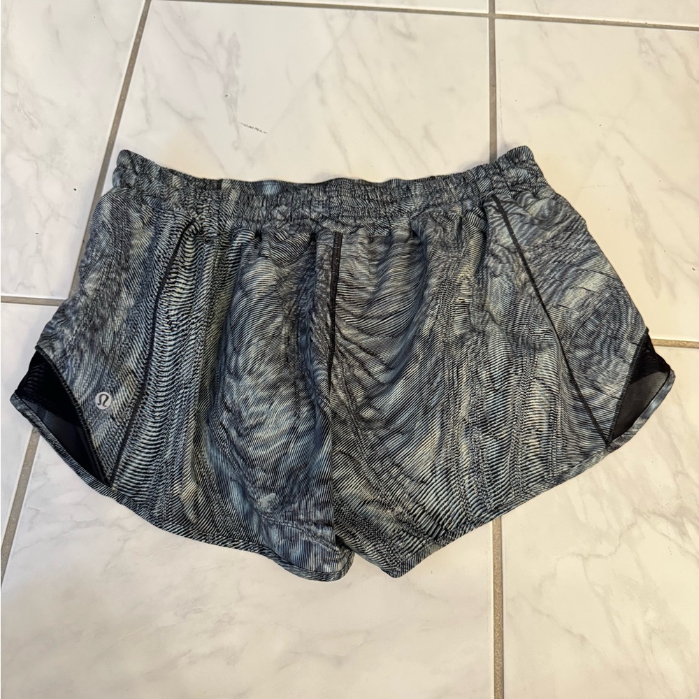 Lululemon hotty hot shorts